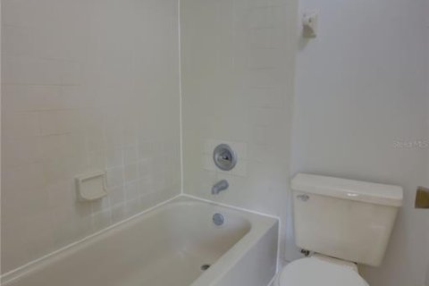 Copropriété à vendre à Orlando, Floride: 2 chambres, 114.08 m2 № 1614548 - photo 20