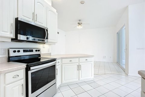House in Palm Coast, Florida 3 bedrooms, 189.99 sq.m. № 1876243 - photo 19