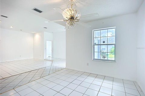 House in Palm Coast, Florida 3 bedrooms, 189.99 sq.m. № 1876243 - photo 14