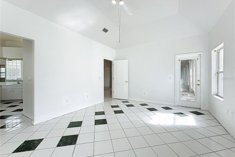 House in Palm Coast, Florida 3 bedrooms, 189.99 sq.m. № 1876243 - photo 28