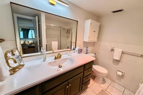 Condominio en venta en Fort Lauderdale, Florida, 1 dormitorio, 67.08 m2 № 1969542 - foto 28