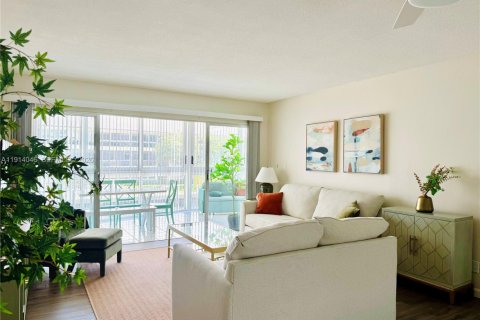 Condominio en venta en Fort Lauderdale, Florida, 1 dormitorio, 67.08 m2 № 1969542 - foto 22
