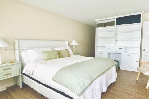 Condominio en venta en Fort Lauderdale, Florida, 1 dormitorio, 67.08 m2 № 1969542 - foto 23