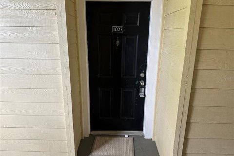 Condo in Orlando, Florida, 2 bedrooms № 2224727 - photo 3
