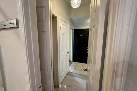 Condo in Orlando, Florida, 2 bedrooms № 2224727 - photo 25