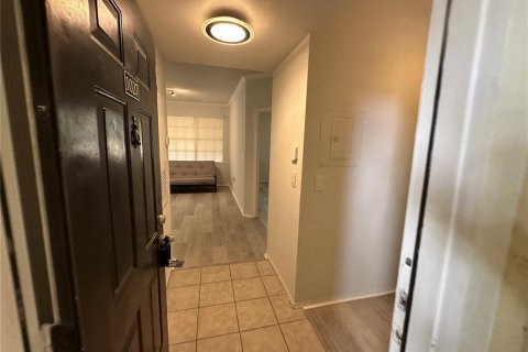 Condo in Orlando, Florida, 2 bedrooms № 2224727 - photo 28
