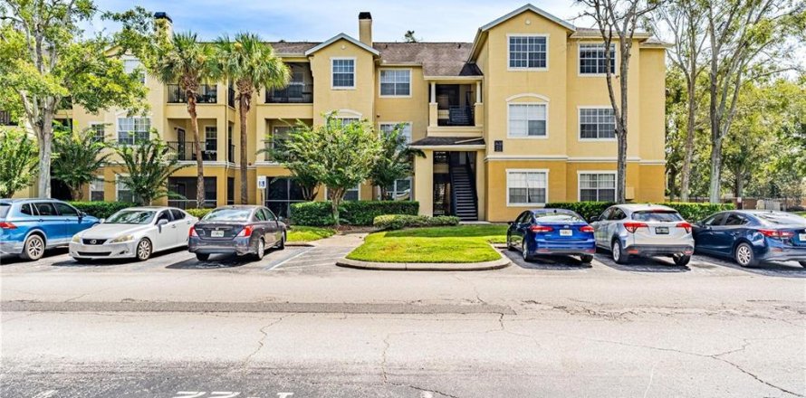 Condo in Orlando, Florida, 2 bedrooms № 2224727