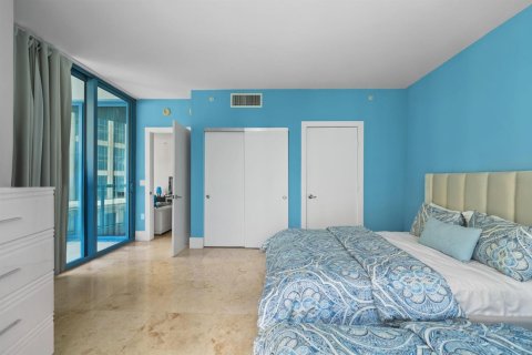 Condo in Fort Lauderdale, Florida, 2 bedrooms  № 2174208 - photo 14