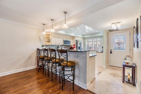 Villa ou maison à vendre à Clearwater, Floride: 2 chambres, 130.06 m2 № 1717715 - photo 8