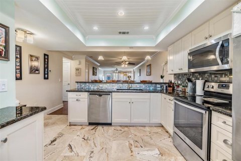 Villa ou maison à vendre à Clearwater, Floride: 2 chambres, 130.06 m2 № 1717715 - photo 7