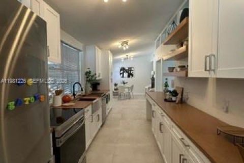 Купить виллу или дом в Гейнсвилл, Флорида 4 спальни, № 2043389 - фото 30