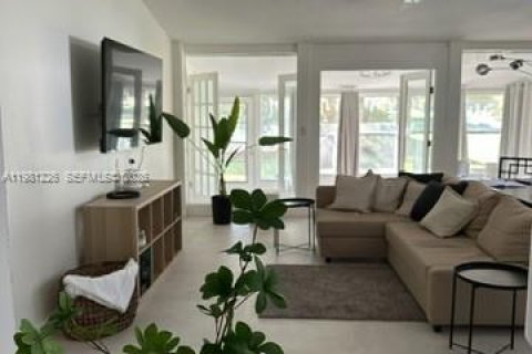 Купить виллу или дом в Гейнсвилл, Флорида 4 спальни, № 2043389 - фото 9