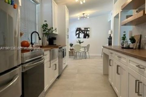 Купить виллу или дом в Гейнсвилл, Флорида 4 спальни, № 2043389 - фото 28