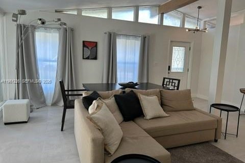 Купить виллу или дом в Гейнсвилл, Флорида 4 спальни, № 2043389 - фото 18