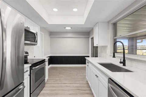 House in Lakeland, Florida 2 bedrooms, 105.35 sq.m. № 1901590 - photo 7