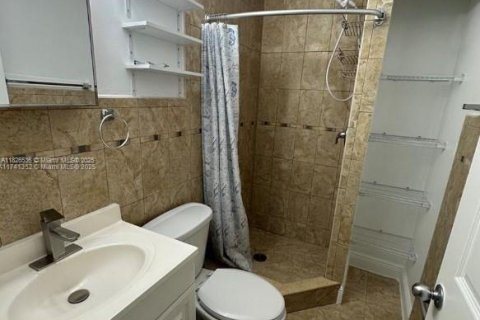 Снять в аренду коммерческую недвижимость в Майами, Флорида 115.2м2, № 1967004 - фото 2