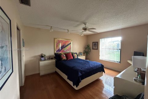 Купить виллу или дом в Холливуд, Флорида 2 спальни, 136.57м2, № 2006727 - фото 13