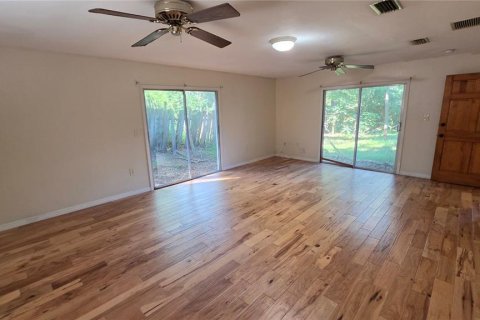Villa ou maison à louer à Gainesville, Floride: 4 chambres, 171.03 m2 № 2423717 - photo 12