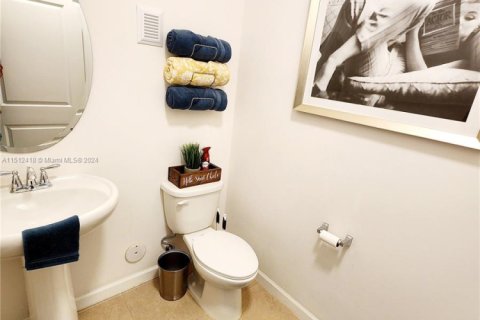 Купить виллу или дом в Майами, Флорида 4 спальни, 210.24м2, № 1865469 - фото 6