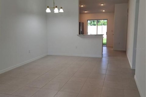 Appartement à louer à Palm Coast, Floride: 4 chambres, 141.58 m2 № 1800470 - photo 3