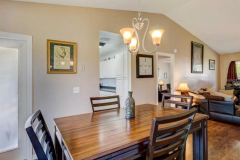 Villa ou maison à vendre à Tavares, Floride: 3 chambres, 119.1 m2 № 2149259 - photo 8