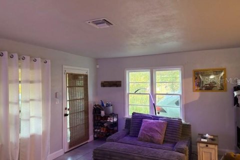 Casa en alquiler en Fort Myers, Florida, 3 dormitorios, 84.73 m2 № 1656916 - foto 2