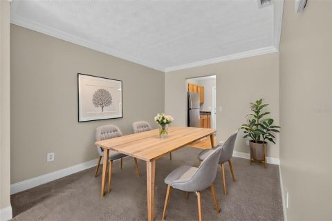 Condominio en alquiler en Edgewood, Florida, 2 dormitorios, 92.34 m2 № 2284753 - foto 14
