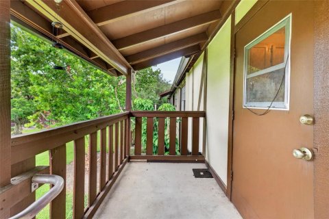 Condominio en alquiler en Edgewood, Florida, 2 dormitorios, 92.34 m2 № 2284753 - foto 4