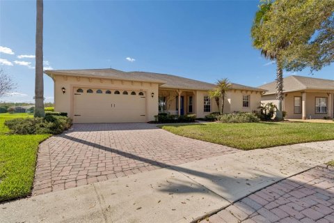 Villa ou maison à vendre à Kissimmee, Floride: 3 chambres, 227.98 m2 № 2110641 - photo 4