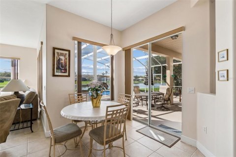 Villa ou maison à vendre à Kissimmee, Floride: 3 chambres, 227.98 m2 № 2110641 - photo 15