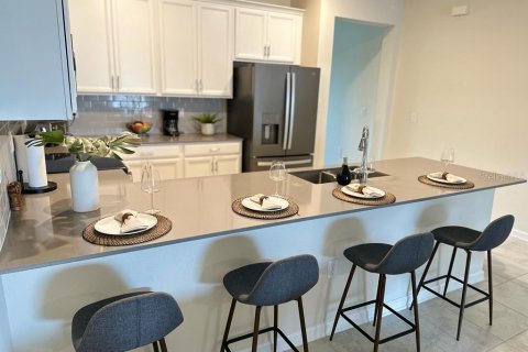 Copropriété à vendre à Davenport, Floride: 3 chambres, 166.02 m2 № 2399267 - photo 4
