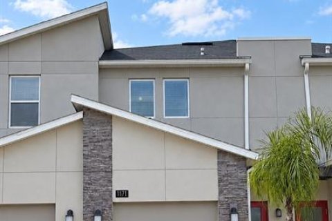 Copropriété à vendre à Davenport, Floride: 3 chambres, 166.02 m2 № 2399267 - photo 2