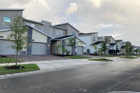 Copropriété à vendre à Davenport, Floride: 3 chambres, 166.02 m2 № 2399267 - photo 3