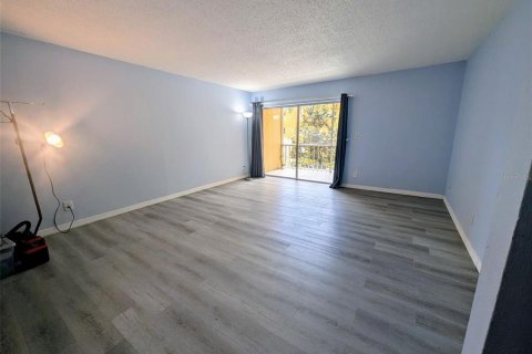 Condo in Fort Myers, Florida, 1 bedroom  № 2097187 - photo 3