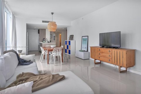 Copropriété à vendre à Miami, Floride: 3 chambres, 139.82 m2 № 1958213 - photo 20