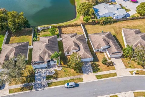 House in Lakeland, Florida 4 bedrooms, 147.16 sq.m. № 1912801 - photo 27