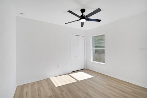 House in Lakeland, Florida 4 bedrooms, 147.16 sq.m. № 1912801 - photo 24
