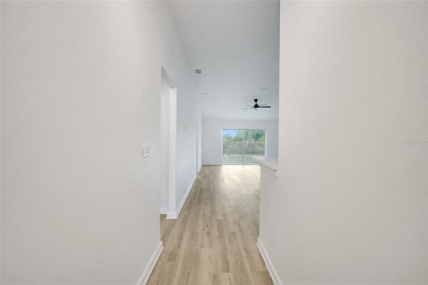 House in Lakeland, Florida 4 bedrooms, 147.16 sq.m. № 1912801 - photo 16