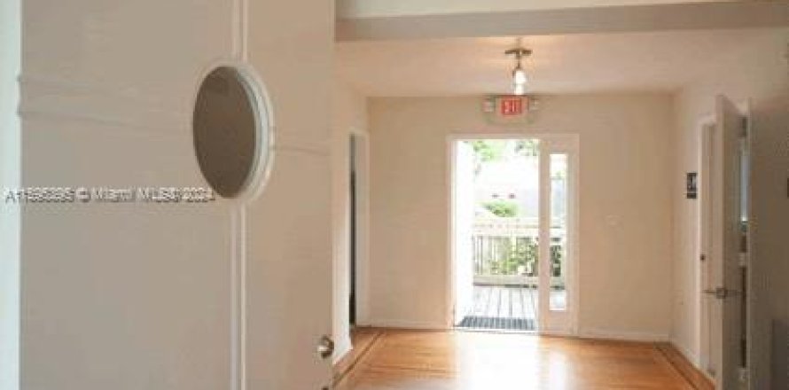 Oficina en Miami Beach, Florida № 1188538