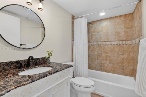 Снять в аренду кондоминиум в Майами, Флорида 1 спальня, 64.1м2, № 2005747 - фото 23