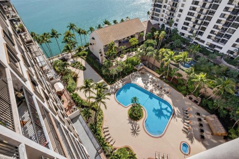 Снять в аренду кондоминиум в Майами, Флорида 1 спальня, 64.1м2, № 2005747 - фото 14