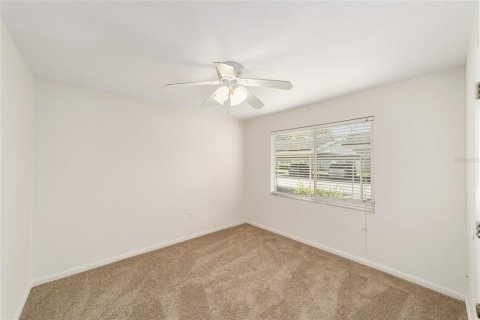 Copropriété à vendre à Gainesville, Floride: 4 chambres, 152.17 m2 № 1903075 - photo 17