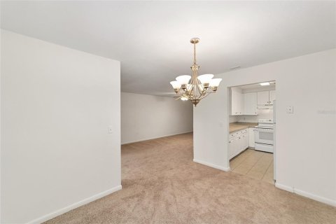 Copropriété à vendre à Gainesville, Floride: 4 chambres, 152.17 m2 № 1903075 - photo 12