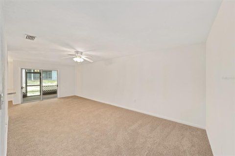 Copropriété à vendre à Gainesville, Floride: 4 chambres, 152.17 m2 № 1903075 - photo 7