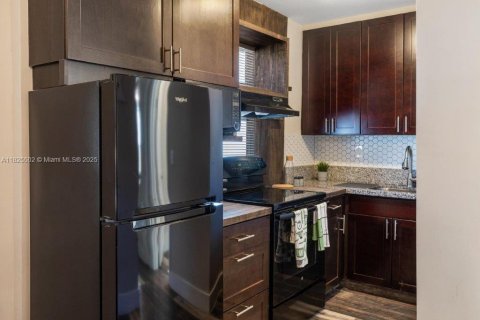 Купить коммерческую недвижимость в Форт-Лодердейл, Флорида № 2014342 - фото 11