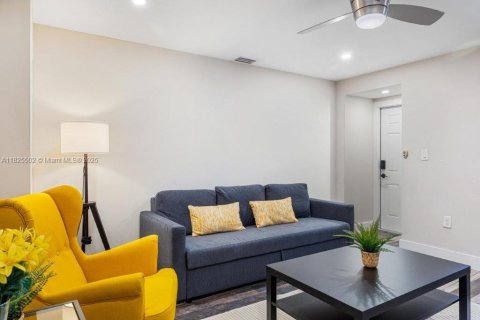 Купить коммерческую недвижимость в Форт-Лодердейл, Флорида № 2014342 - фото 10