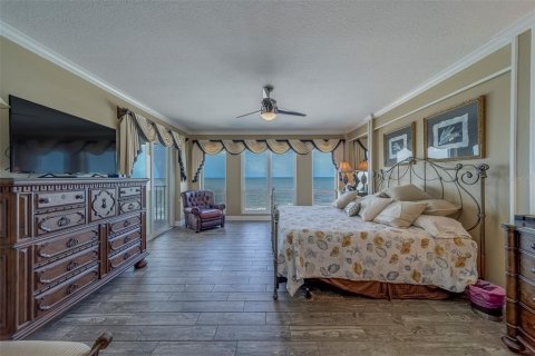 Condominio en alquiler en North Redington Beach, Florida, 3 dormitorios, 219.25 m2 № 1772097 - foto 24