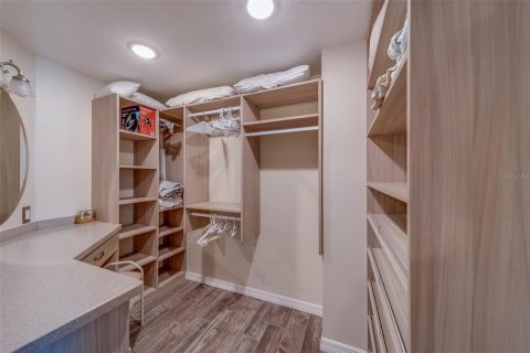 Condominio en alquiler en North Redington Beach, Florida, 3 dormitorios, 219.25 m2 № 1772097 - foto 29