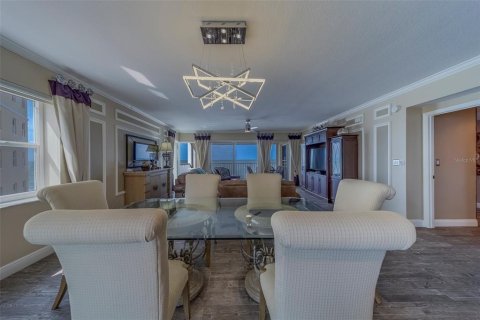Condominio en alquiler en North Redington Beach, Florida, 3 dormitorios, 219.25 m2 № 1772097 - foto 16