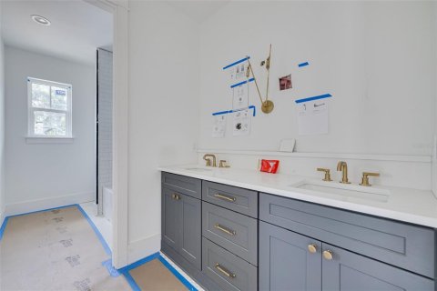 Casa en venta en Saint Petersburg, Florida, 4 dormitorios, 255.76 m2 № 1778751 - foto 19
